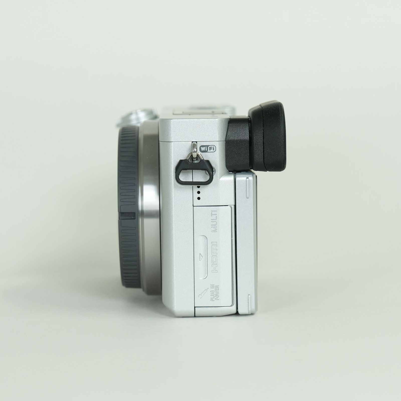 美品 | シャッター数1,730回] SONY α6400（ILCE-6400） [ボディ