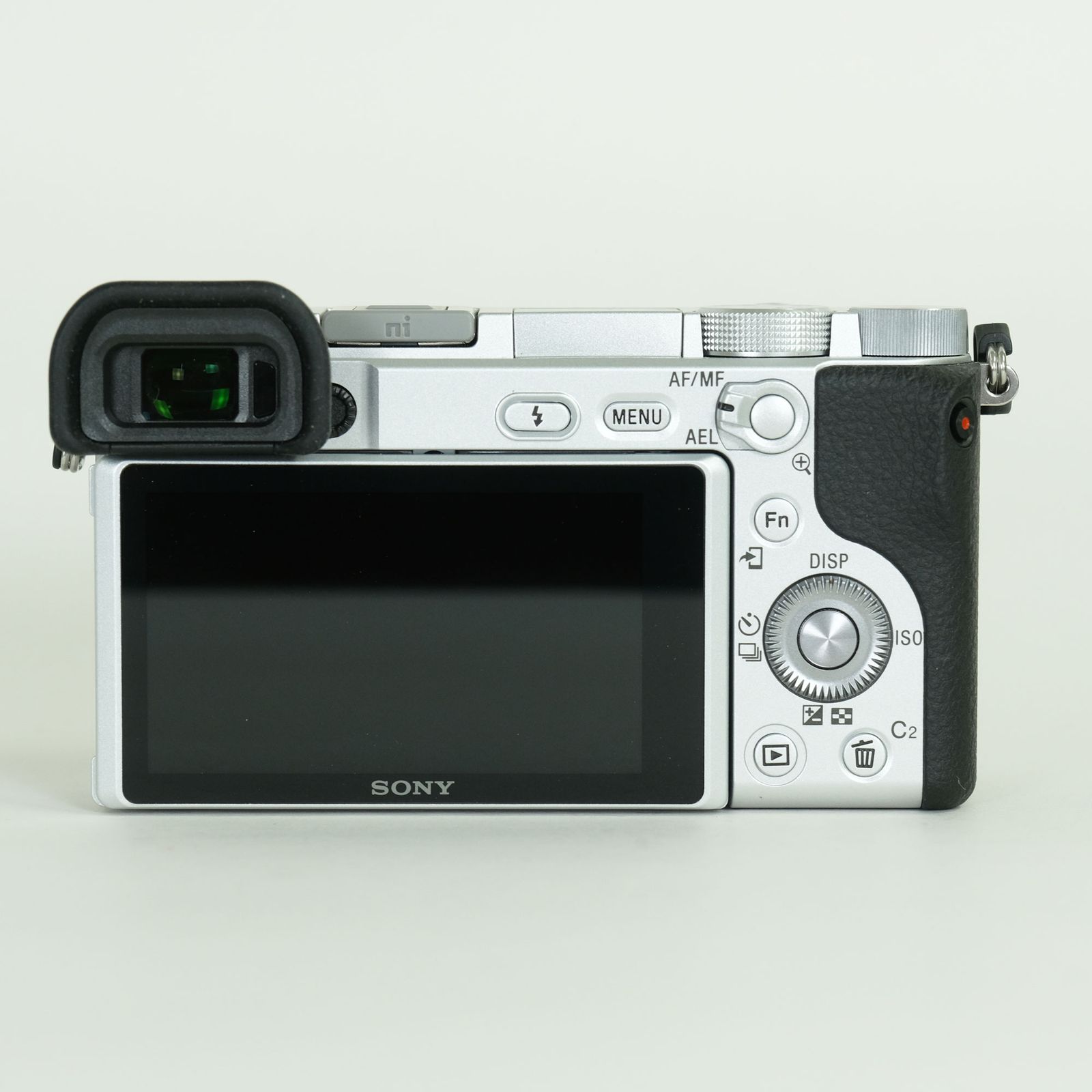 【美品】シャッター回数:約8200回 SONY α6400 カメラ　シルバー α6400 ミラーレス一眼カメラ シルバー ILCE-6400X SQ [ズームレンズ+