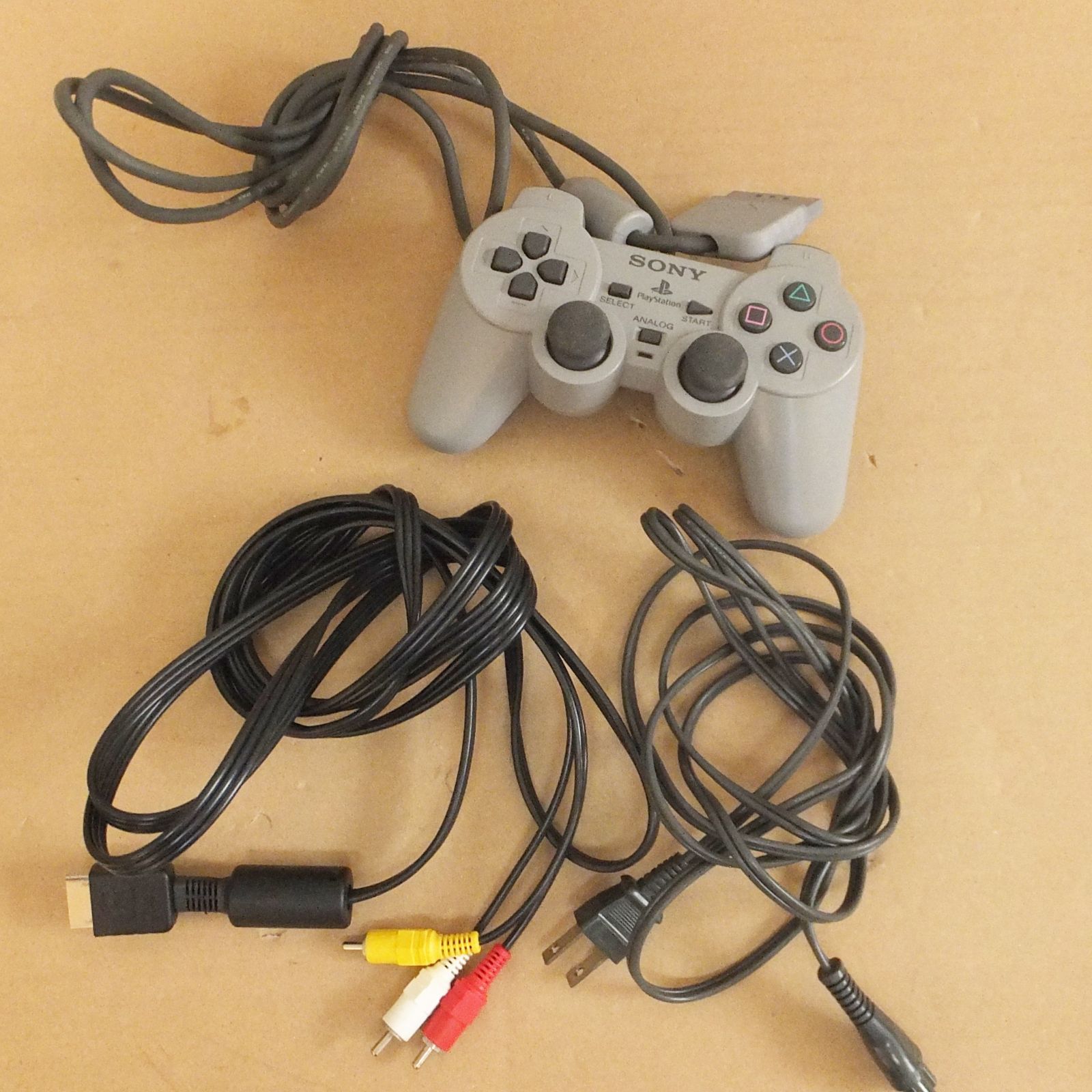 S203【レトロ】初代プレイステーション SCPH-9000（PlayStation 後期型