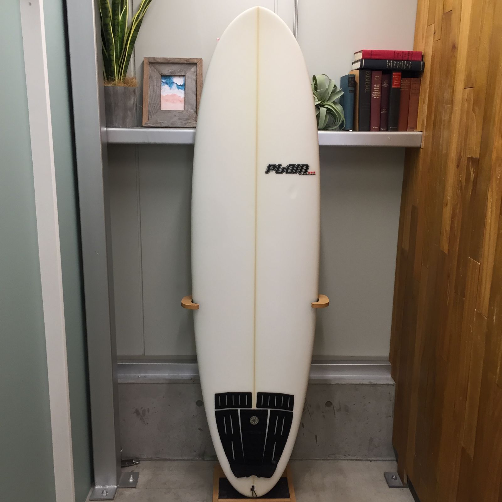 直接引き取り限定　ムラスポ購入　12万円程　ショートボード クリーム色 送料込 6'5 【ムラスポ公式】 PLAIN サーフボード ミッドレングス