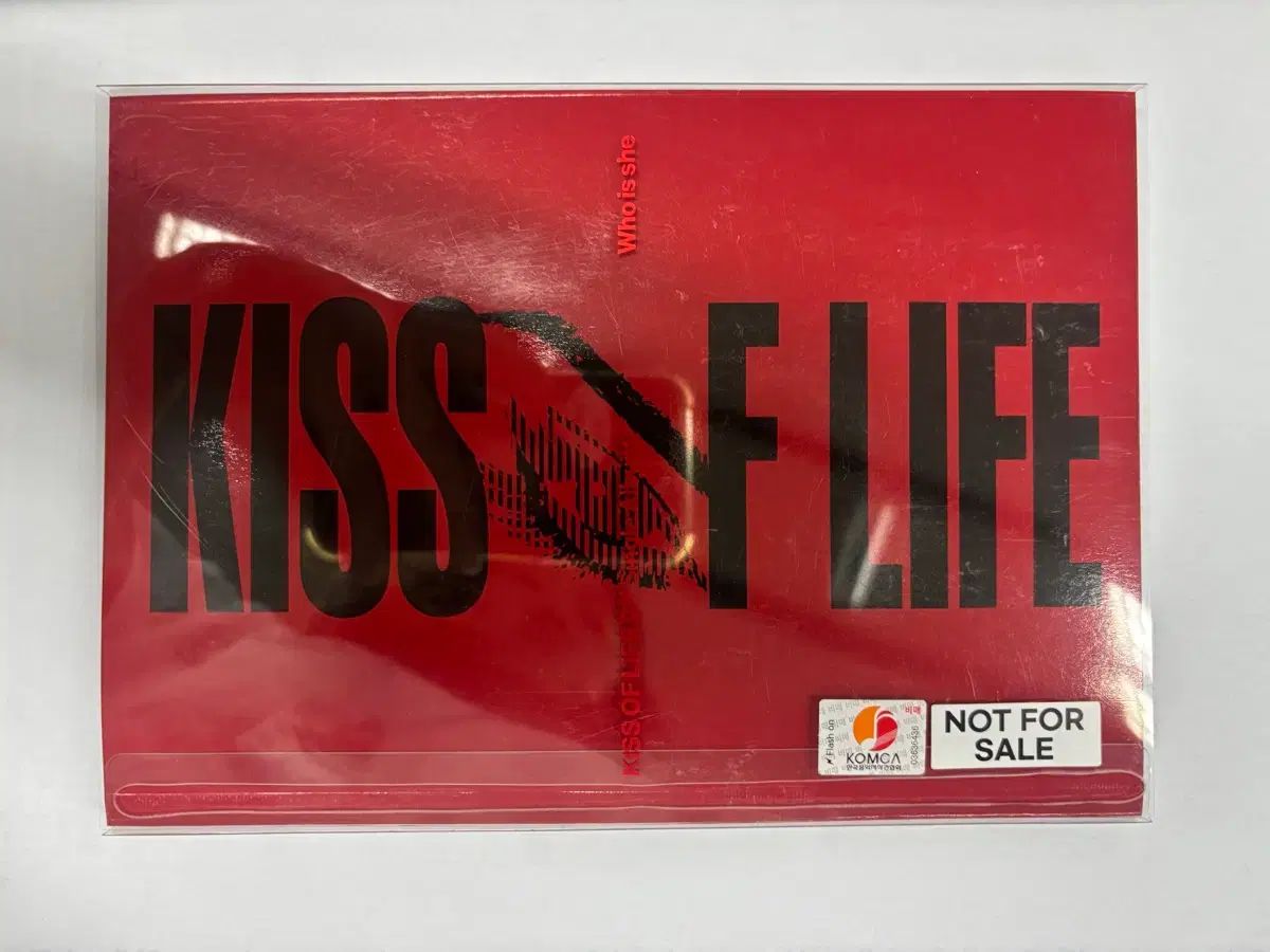 非売品 KISS OF LIFE(キスオブライフ・KIOF) Who is she サイン アルバム