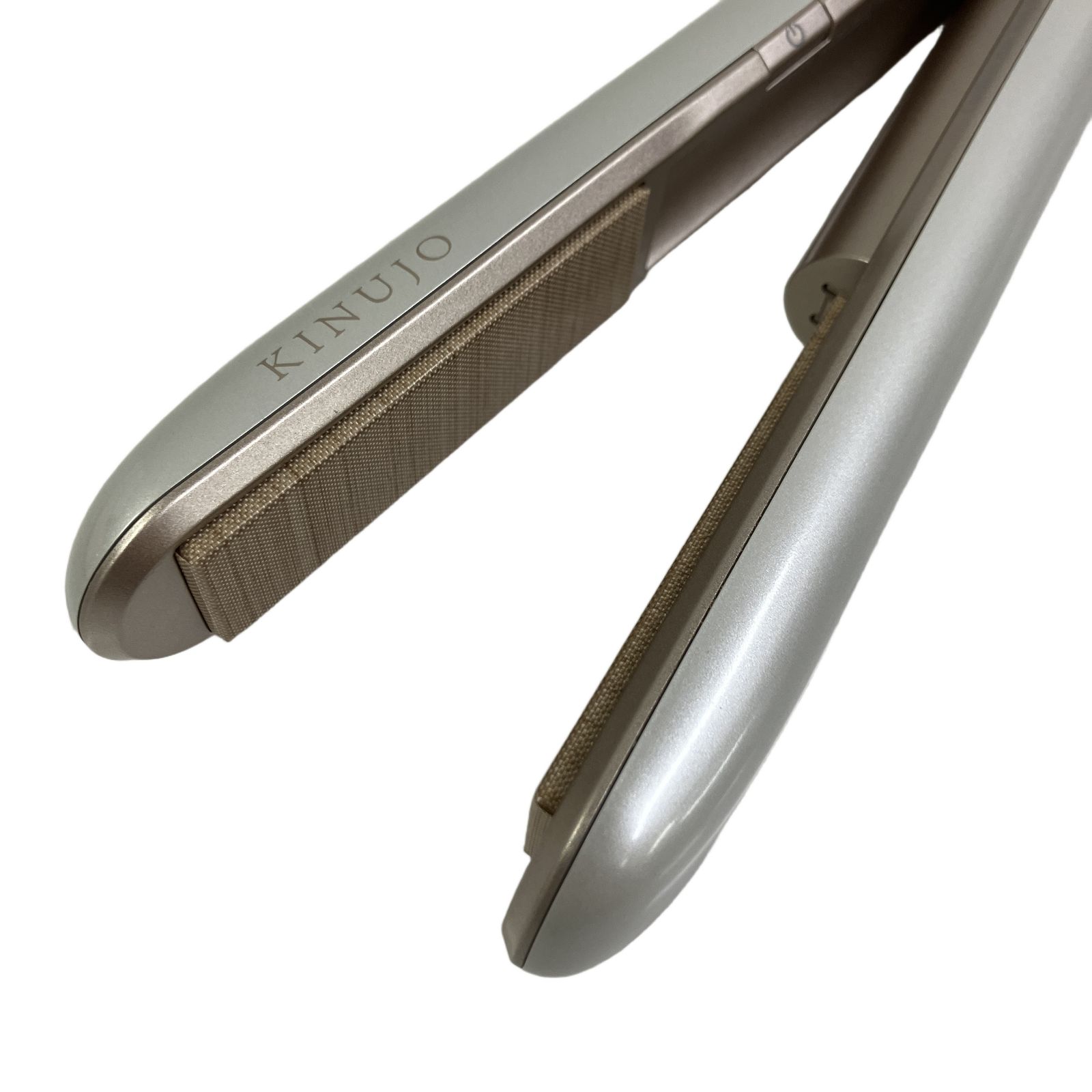KINUJO コードレスストレートヘアアイロン LX001 KINUJO LX001 コードレスヘアアイロン コードレスストレートアイロン
