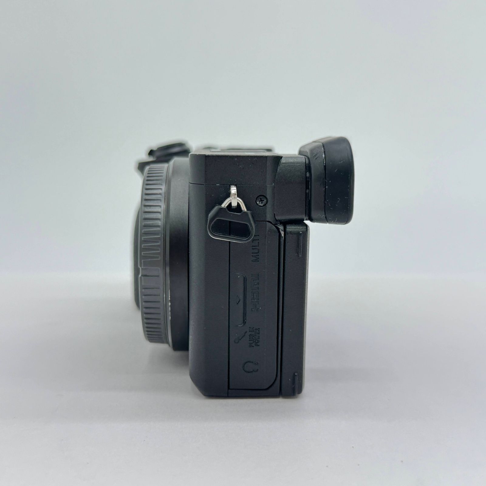 SONY α6600 ILCE-6600 シャッター回数5,681回【C7449-60】 - メルカリ