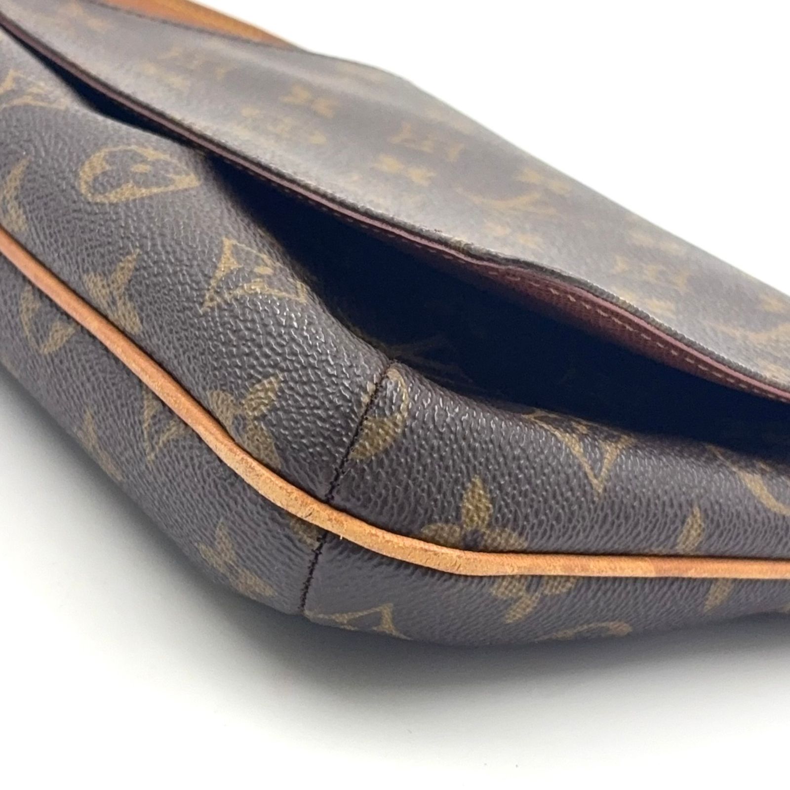 限定価格】LOUIS VUITTON ミュゼットタンゴ ショートストラップ 限定価格】LOUIS VUITTON ミュゼットタンゴ ショートストラップ