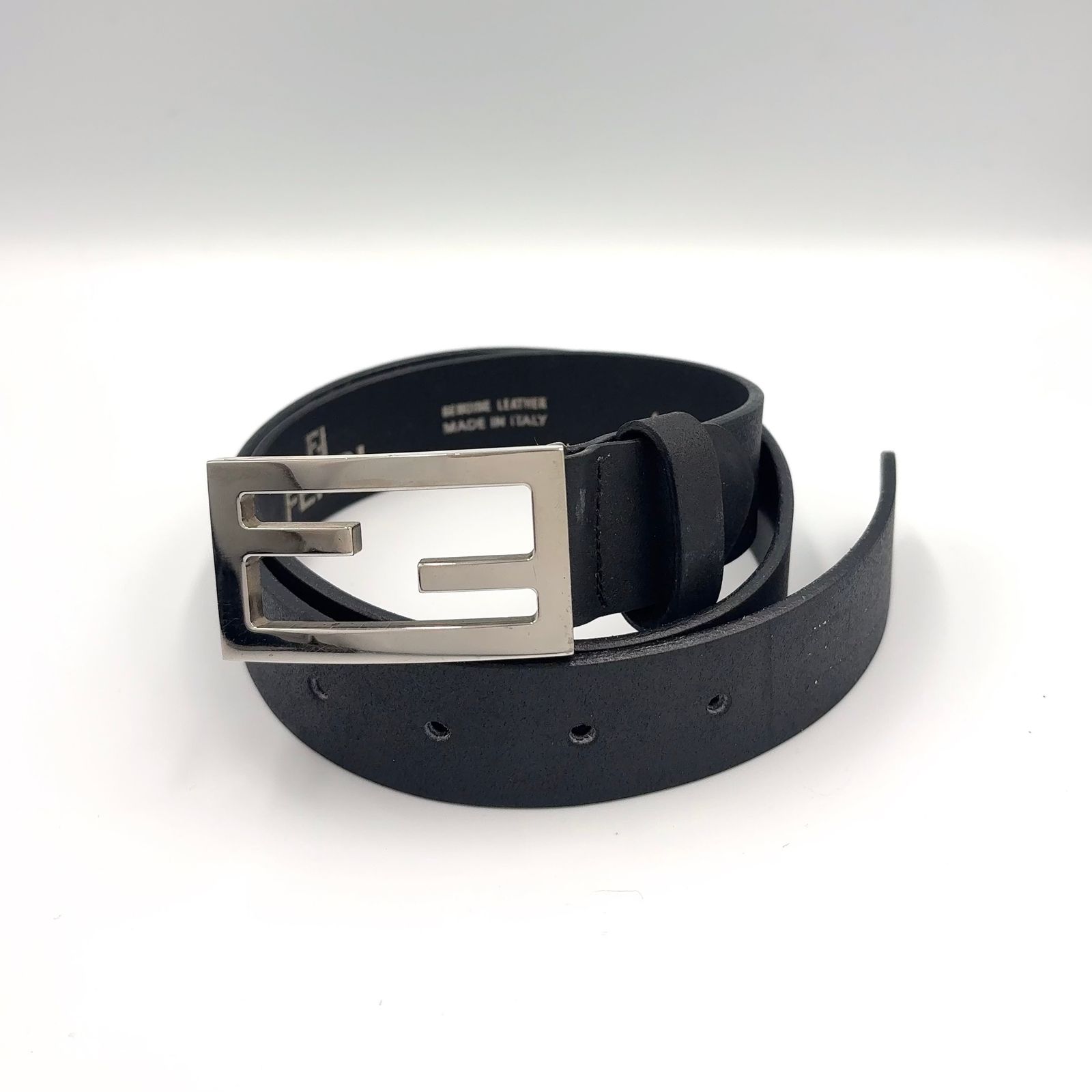 【限定価格】FENDI マンマバックル レザー ブラック ベルト シルバー