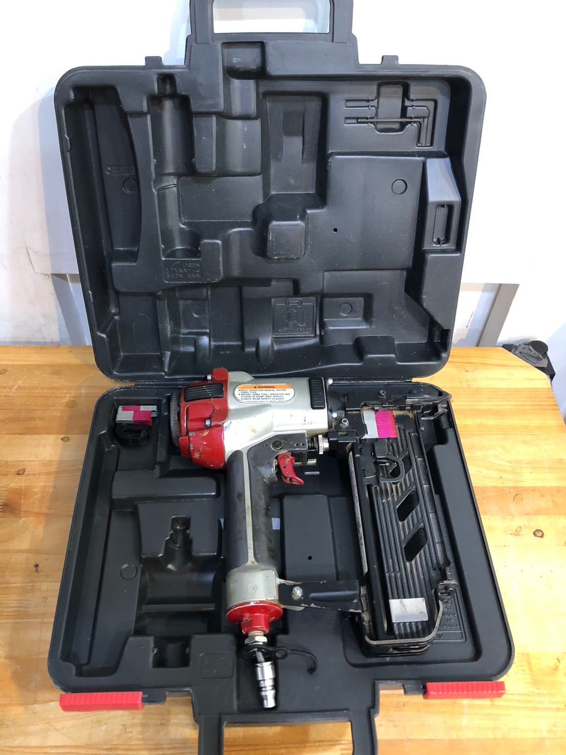 ◇MAX マックス 釘打機 エアネイラ TA-557F/957Tフロア 中古◇21471