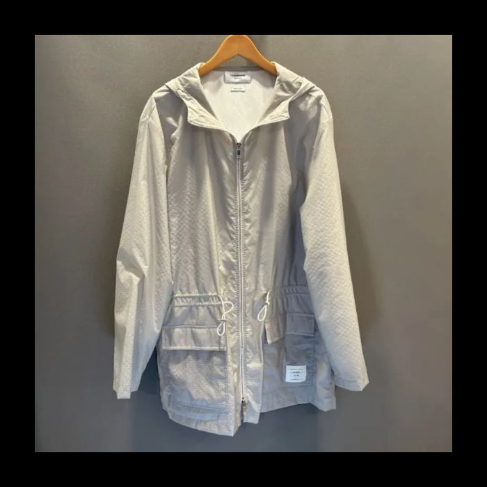THOM　BROWNE　パーカー