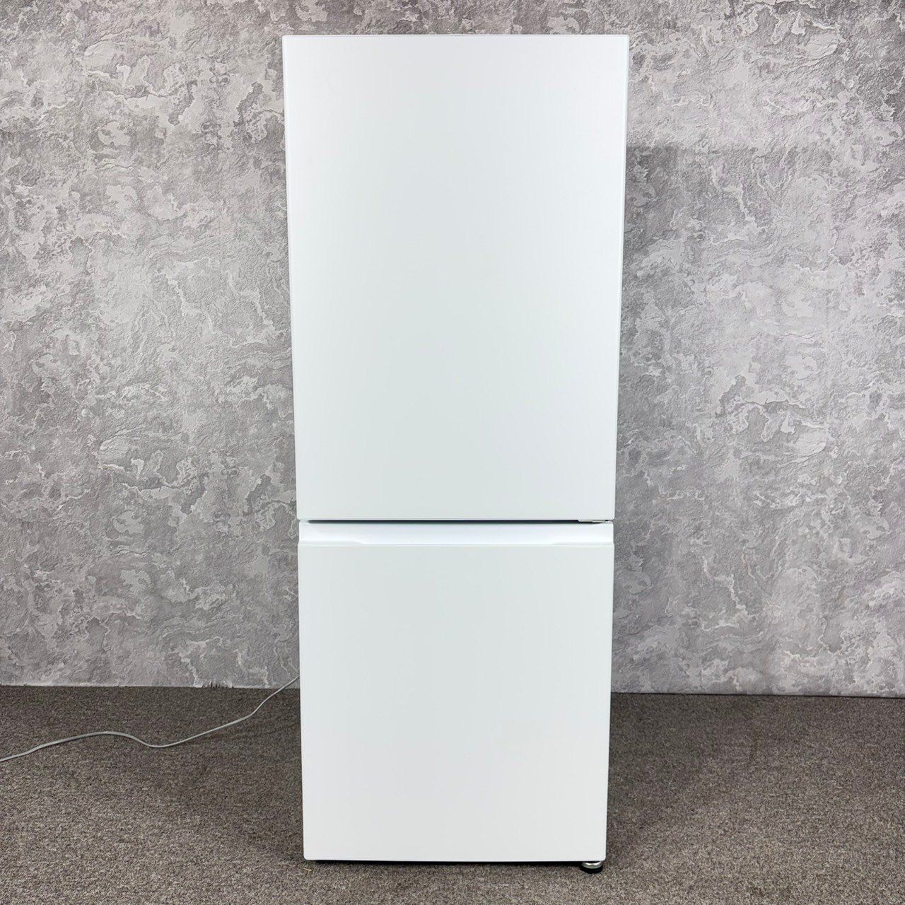2025年製】 極美品 使用約1ヶ月 AQUA アクア 冷凍冷蔵庫 AQR-20R 200L