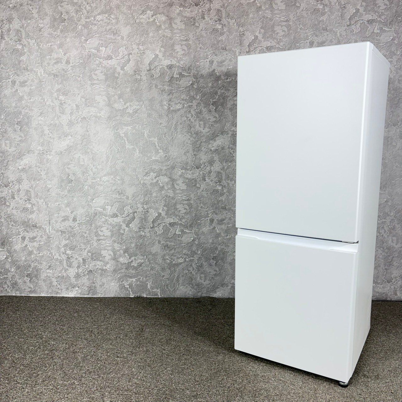 2025年製】 極美品 使用約1ヶ月 AQUA アクア 冷凍冷蔵庫 AQR-20R 200L