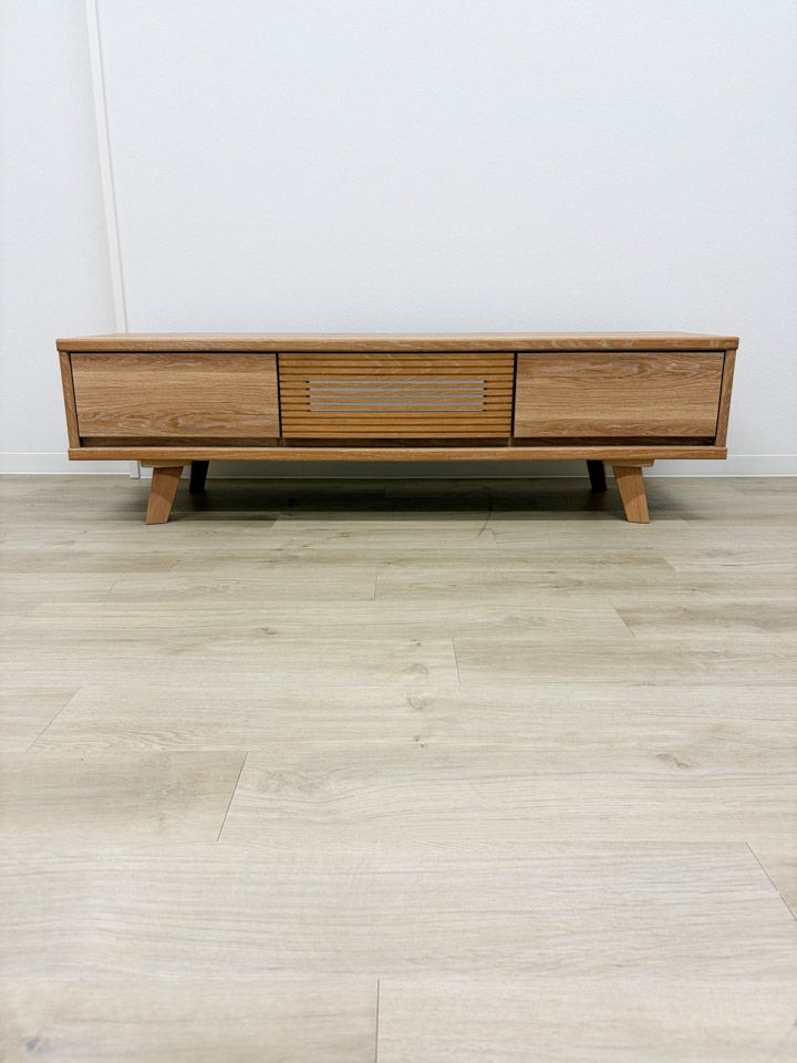 【展示品】定価6.2万 シギヤマ家具工業 クロスタイム テレビボード 幅140cm オーク 格子状 ルーバー リブ 北欧モダン【開梱設置付き】【送料無料】