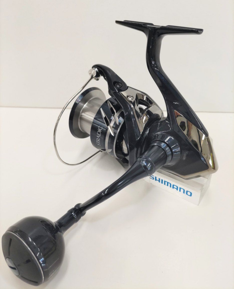 シマノ 24ストラディックSW 4000HG（01）シーバス　ヒラメ　サワラ　青物　サーフ　オフショア　ロックショア　ショアジギ　ジギング　海上釣堀