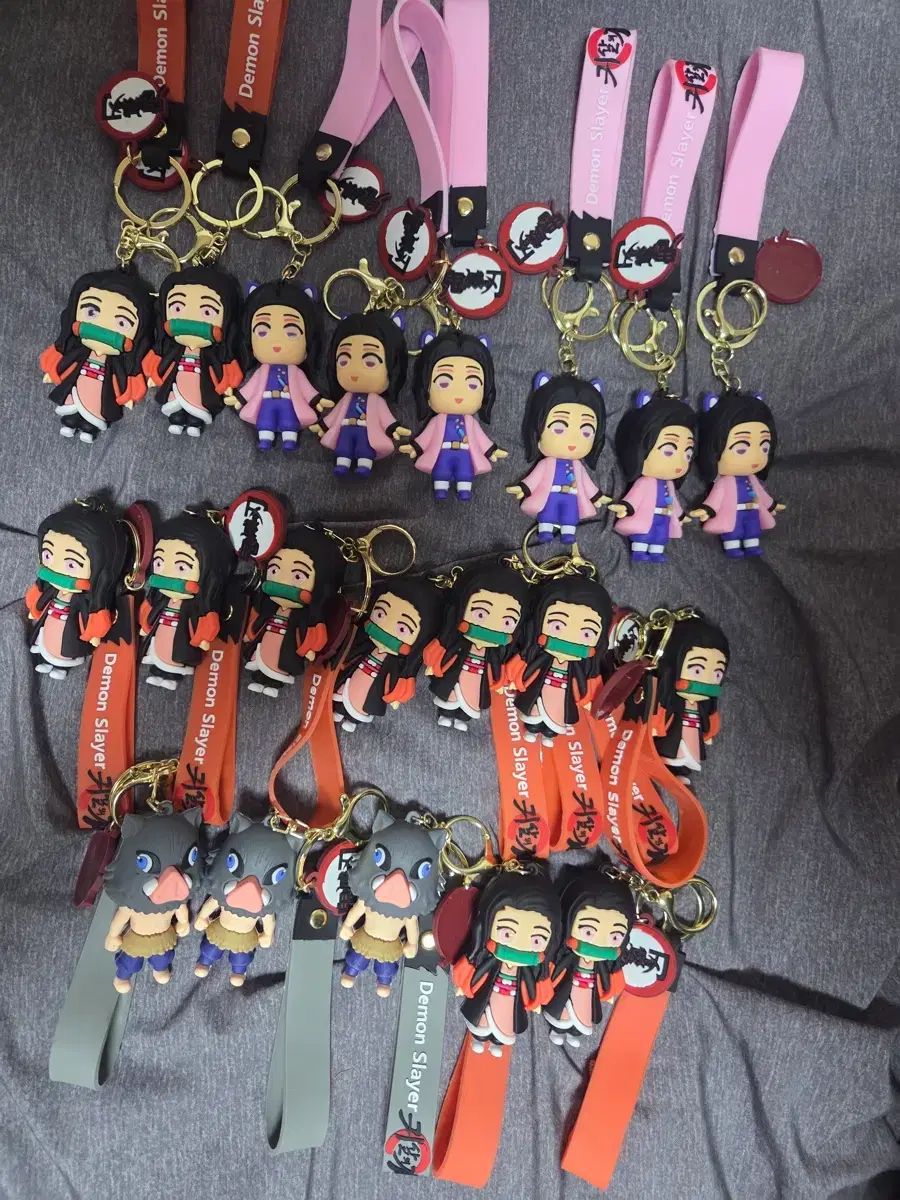 鬼滅の刃 キャラクターキーホルダー まとめ売り の商品写真