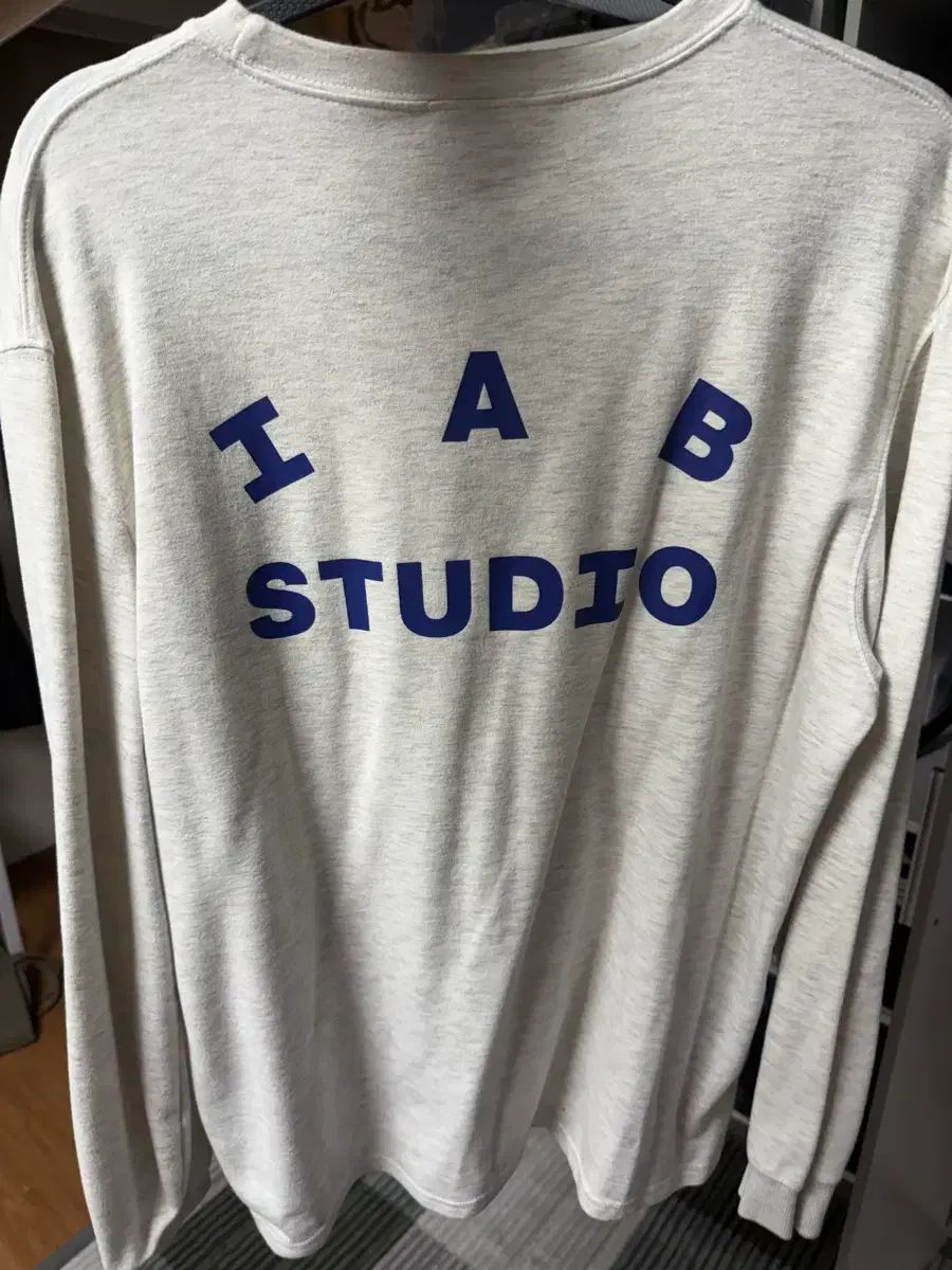 IAB Studio アイエプスタジオ ロングスリーブ ライト グレー (L)