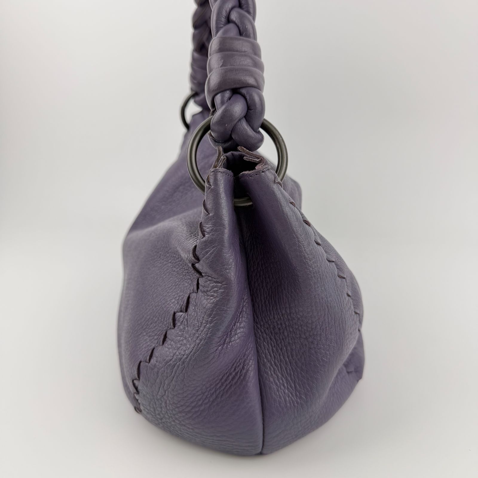 ボッテガヴェネタBottega Veneta アーモンドトゥパンプス　パープル 中古】Bottega Veneta ボッテガヴェネタ ハンドバッグ パープル レザー