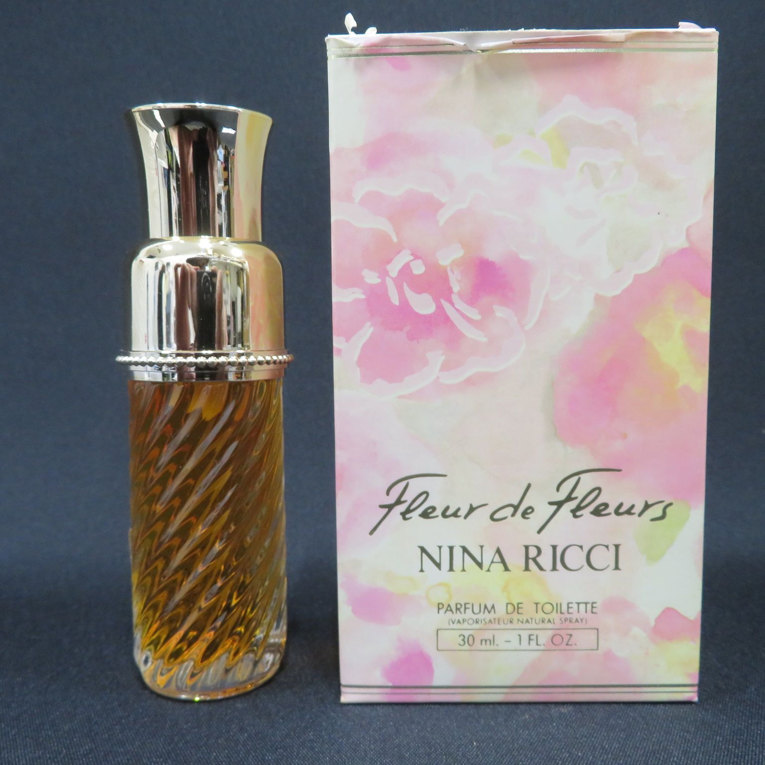 8832☆香水□ニナリッチ(NINA RICCI)□パルファン ド トワレ□フランス