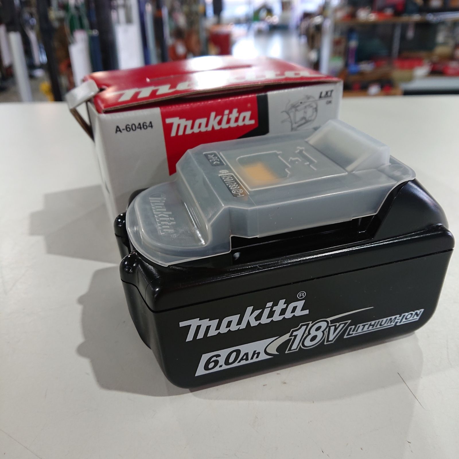 Makita　マキタ　BL1860B　18V6.0Ah　リチウムイオンバッテリー