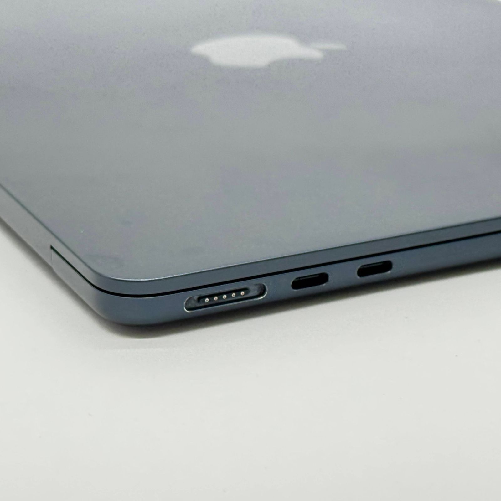 MacBook Air M3 13