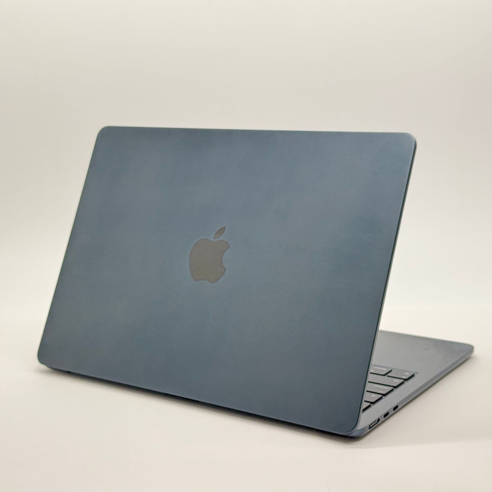 MacBook Air M3 13