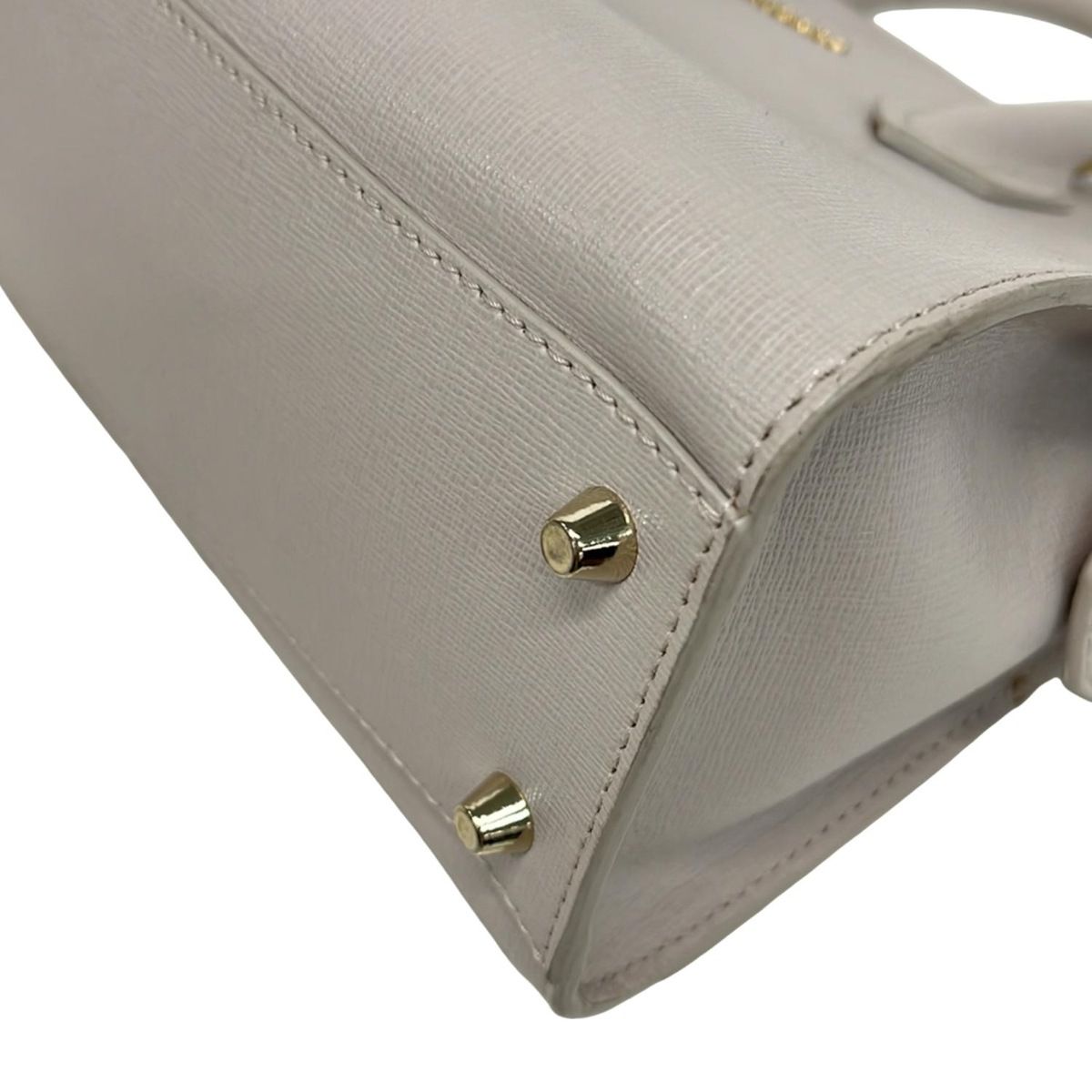 FURLA ベージュ レザー ハンドバッグ 【公式通販】