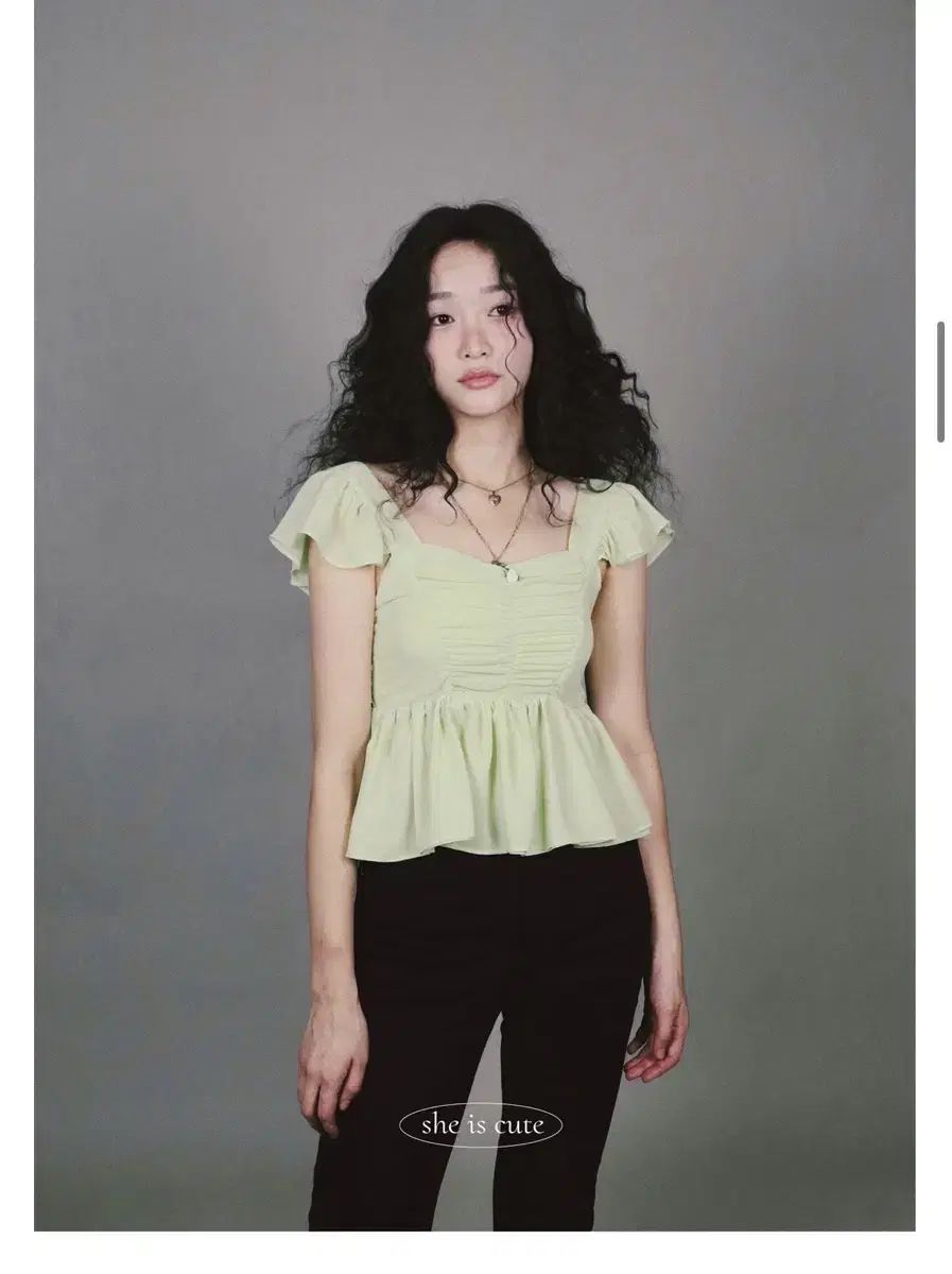 Sheiscute puchi ブラウス 멜론 sheiscute 8,588円