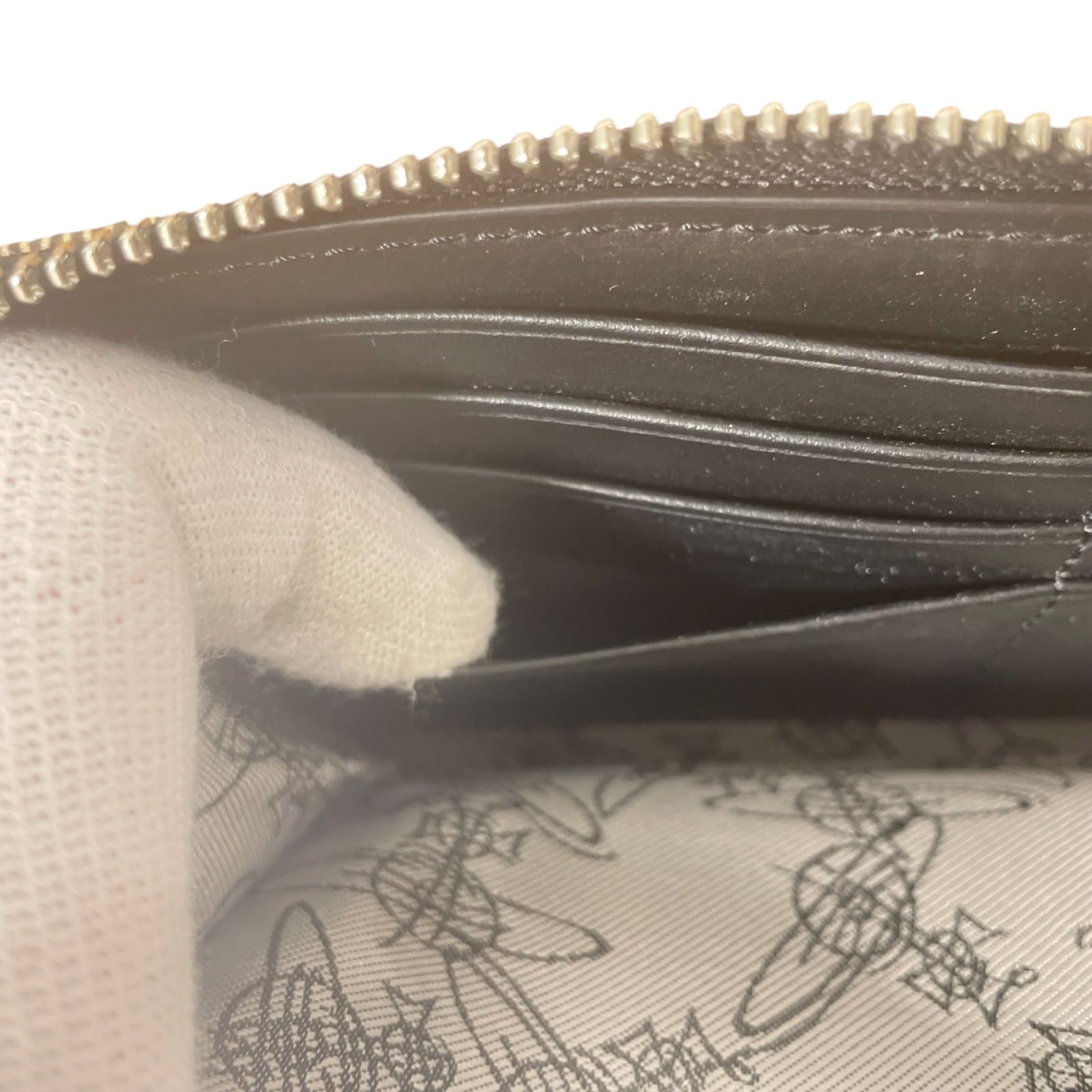 ヴィヴィアン ウエストウッド Vivienne Westwood オーブ 長財布 PVC