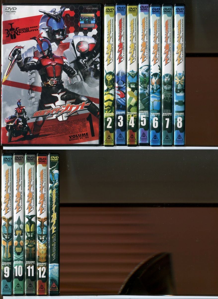 仮面ライダーカブト 全12巻+劇場版 計13巻セット/DVD 中古 レンタル 仮面ライダーカブト 全12巻+劇場版 計13巻セット/DVD 中古 レンタル