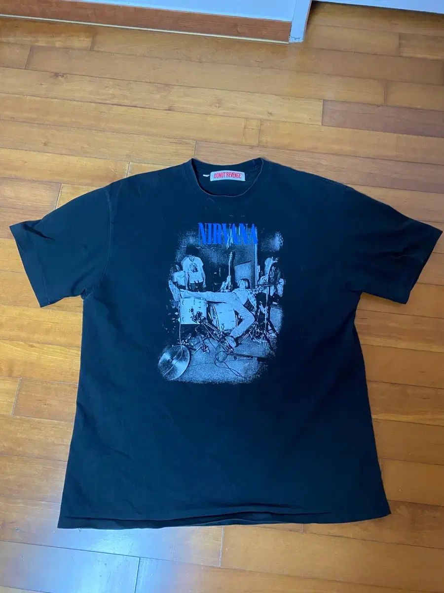 DONUT REVENGE ニルヴァーナ ブラック 半袖 Tシャツ 3