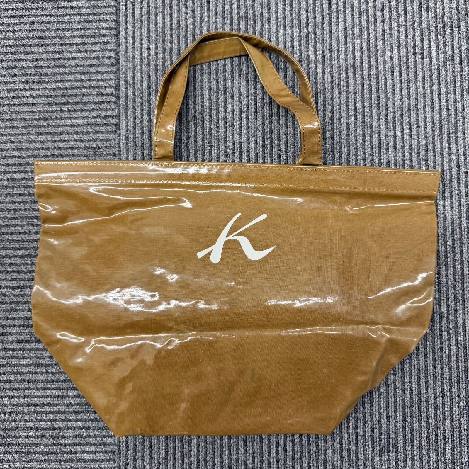 Kitamura キタムラ Kロゴ エナメル トートバッグ ブラウン - メルカリ