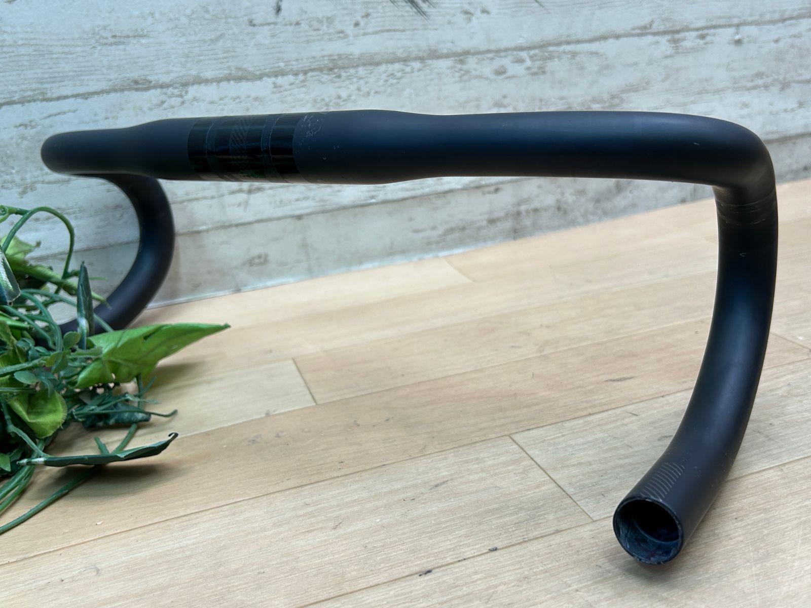 ☆ テルスポ イチ推し!! 美品!! BONTRAGER XXX VR-C ROADBAR 400mm