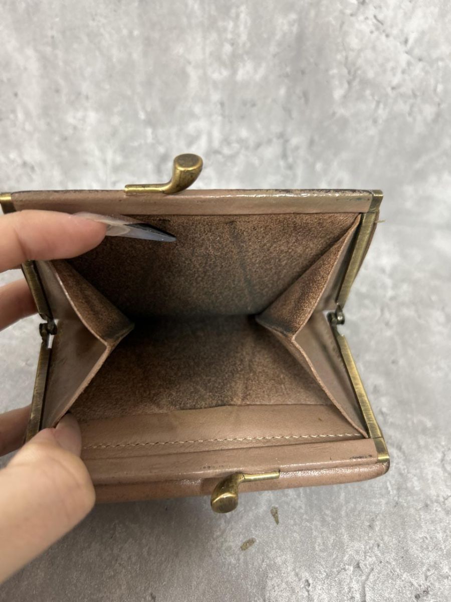 il bisonte イルビゾンテ レザー ガマ口 ウォレット 二つ折り 財布
