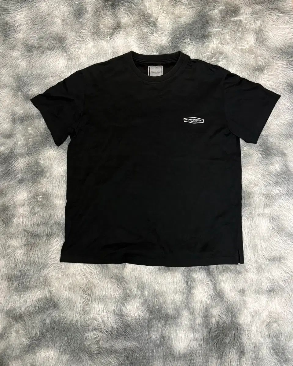 ほぼ新品/46size ウーヨンミ パリ バックロゴ 半袖 ブラック