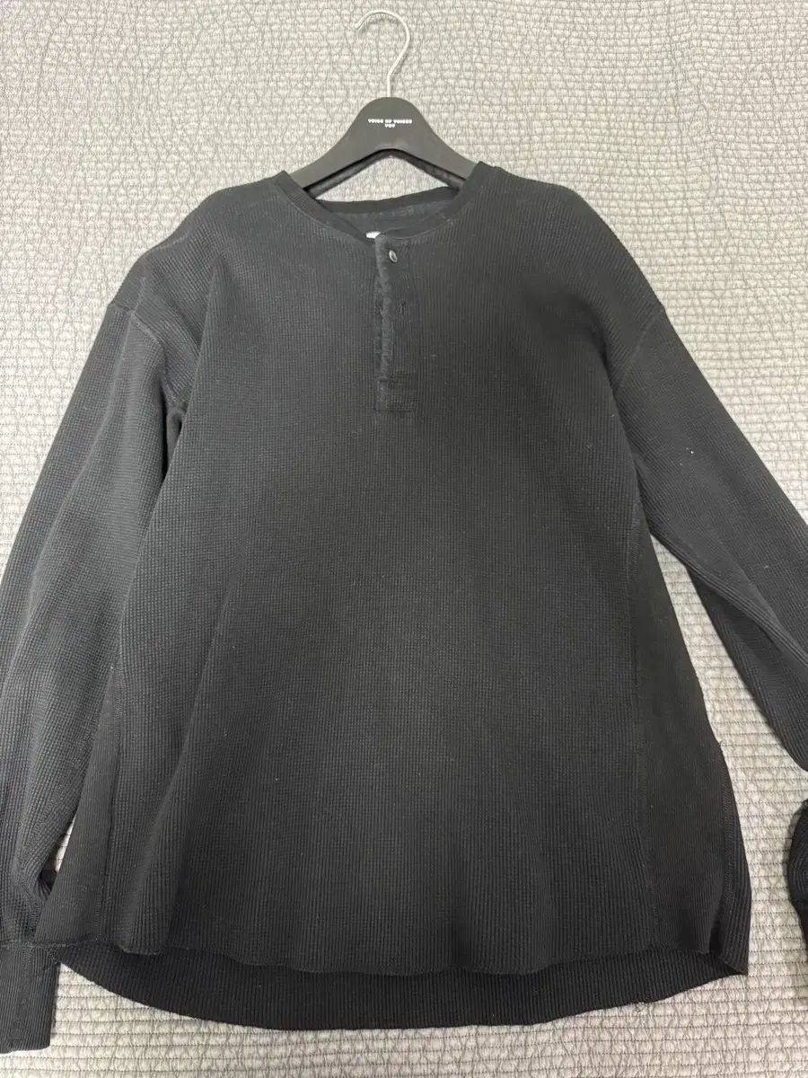 ヘイスト ヘンリーネック 黒 長袖