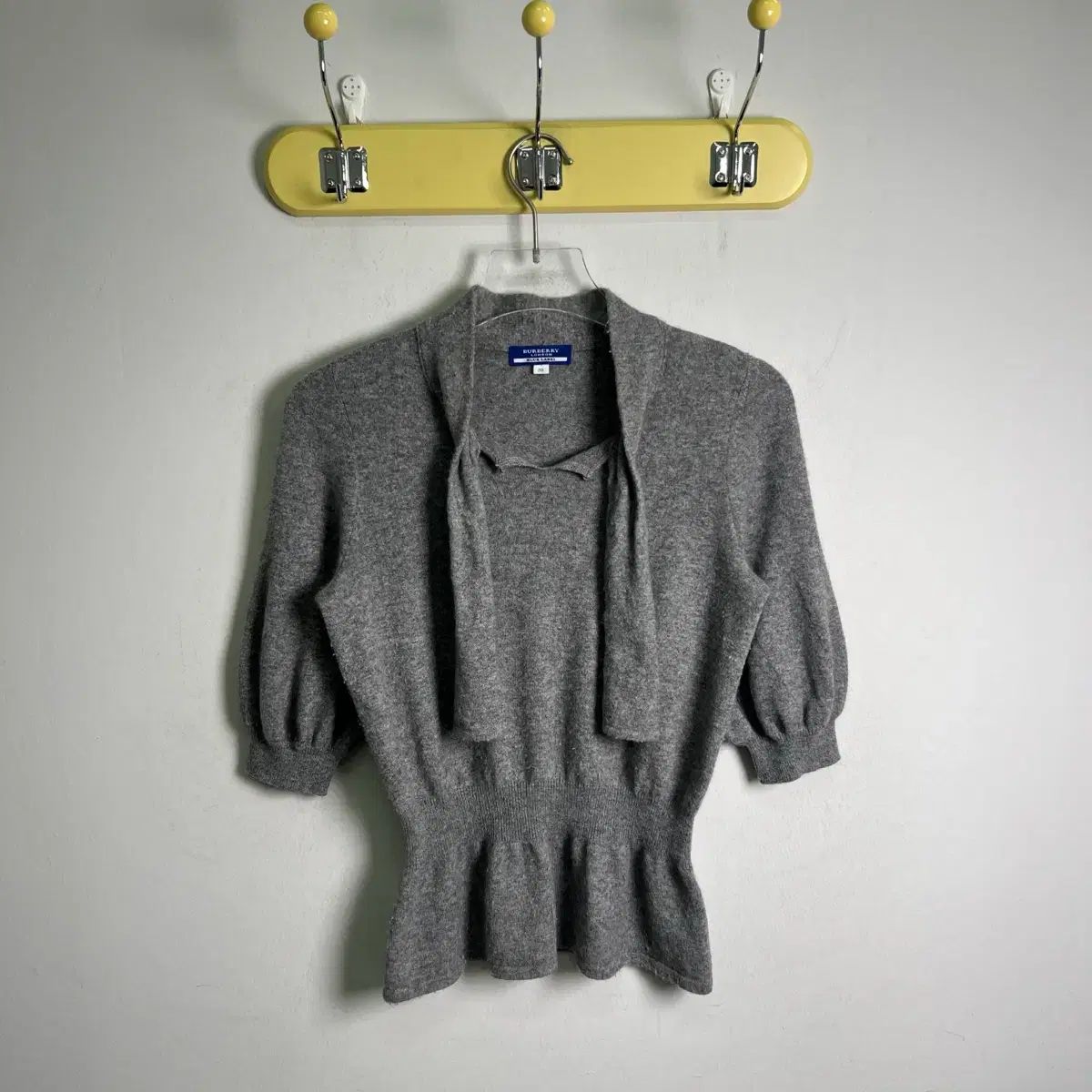 バーバリー ブルーレーベル タイ ペプラム グレー カシミア 半袖 ニット 38