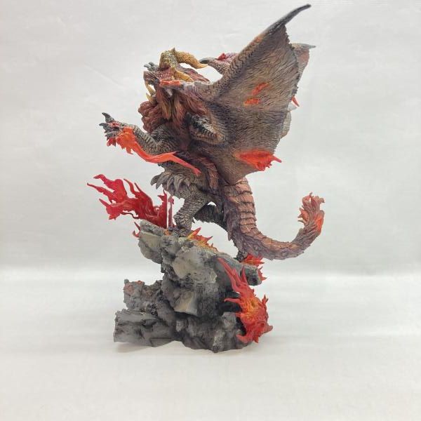 中古】カプコンフィギュアビルダー クリエイターズモデル 炎王龍 テオ