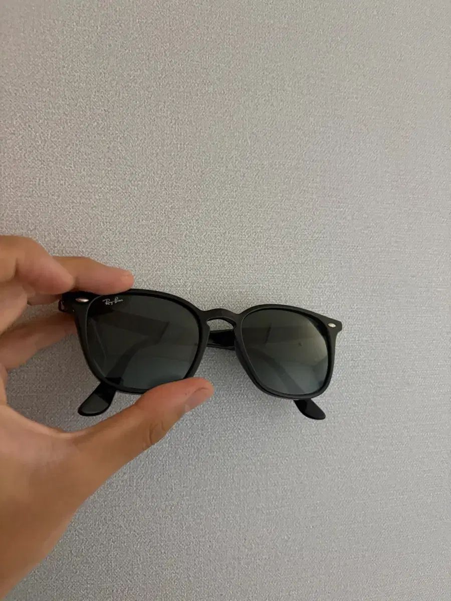 レイバン サングラス ブラック 4258f