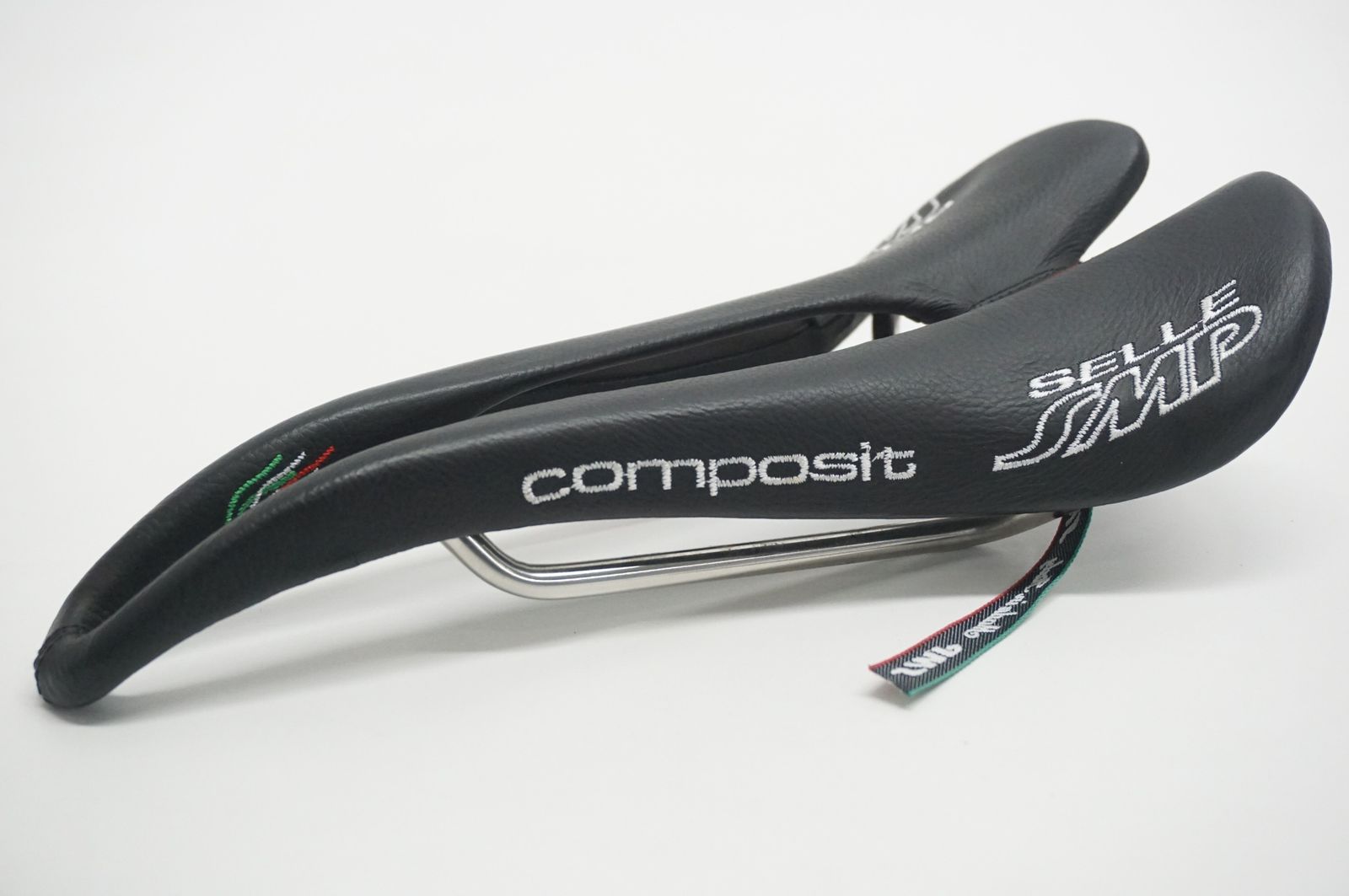 Selle SMP Composit サドル 205g SMP Composit Bike Saddle – Performance, Comfort & Control for