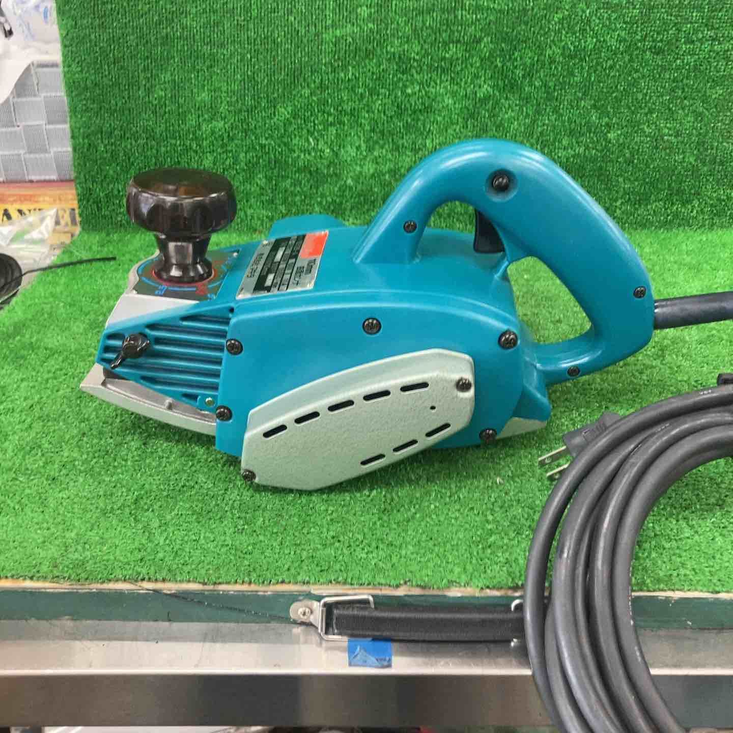 ◇マキタ(makita) 曲面カンナ 1002B-A【川崎店】 - メルカリ ◇マキタ(makita) 曲面カンナ 1002B-A【川崎店】 - メルカリ