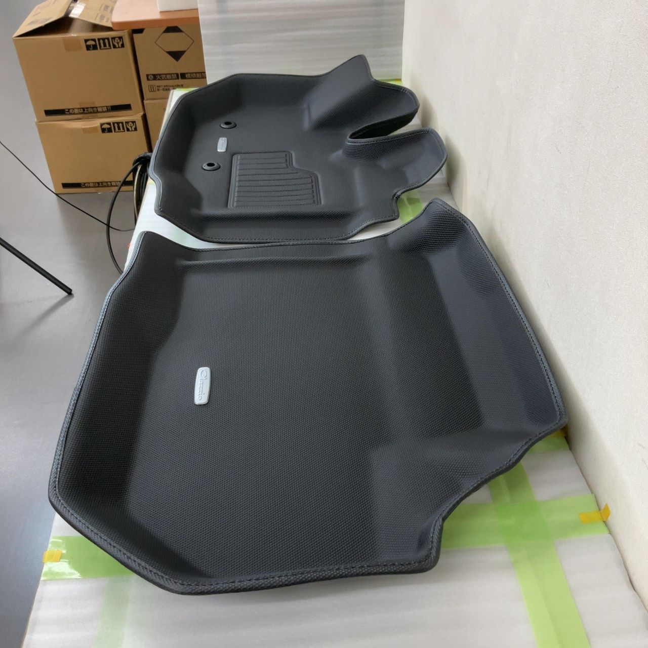 クラッツィオ ハイエース 200系 ワイドボディ専用立体マット NEWラバー 