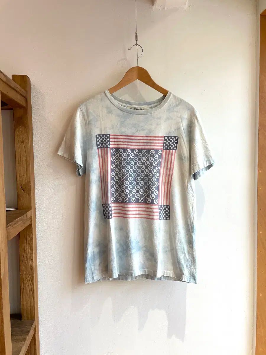 レミ リリーフ アメリカン ピース サイン タイダイ Tシャツ