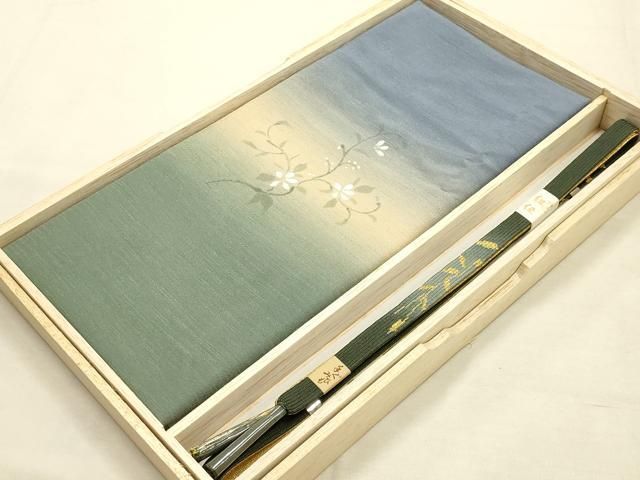 平和屋本店●和装小物　帯締め・帯揚げセット　高麗組 綾出し　蔦草花文　金糸　金彩　暈し染め　正絹　逸品　未使用　AABI8680ay
