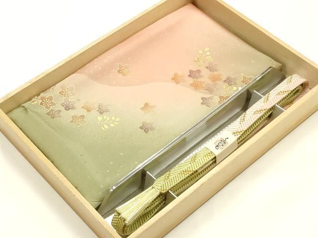 平和屋着物●和装小物　帯締め・帯揚げセット　笹浪組　金糸　舞花文　金彩　正絹　逸品　未使用　AABI2391ay