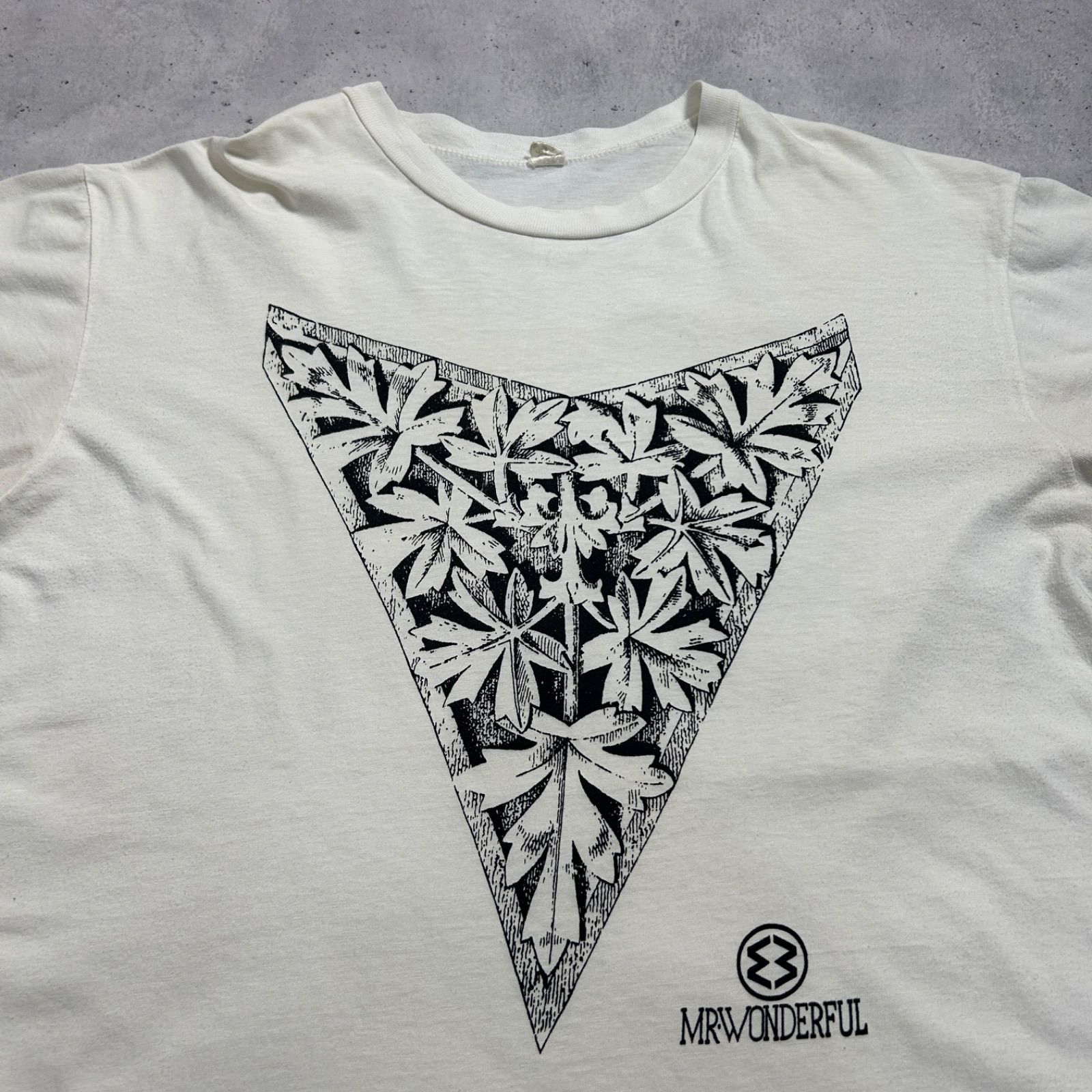 80s 90s ポルトガル製 MR.WONDERFUL インディペンデント アート 幾何学模様 ボタニカル ヴィンテージTシャツ ユーロヴィンテージ 袖裾シングルステッチ