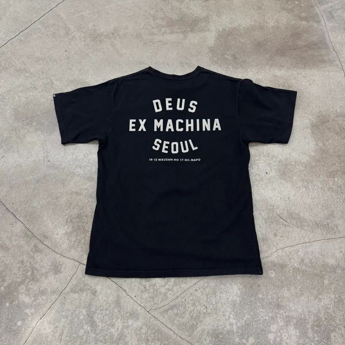 DEUS EX MACHINA ソウル ブラック 半袖