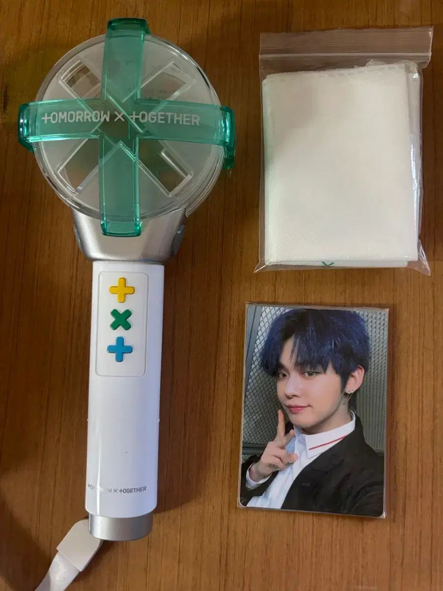 TOMORROW X TOGETHER（TXT）応援ペンライト