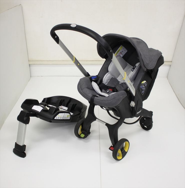 外出・移動用品 Doona ベビーシート ISOFIXベース付き