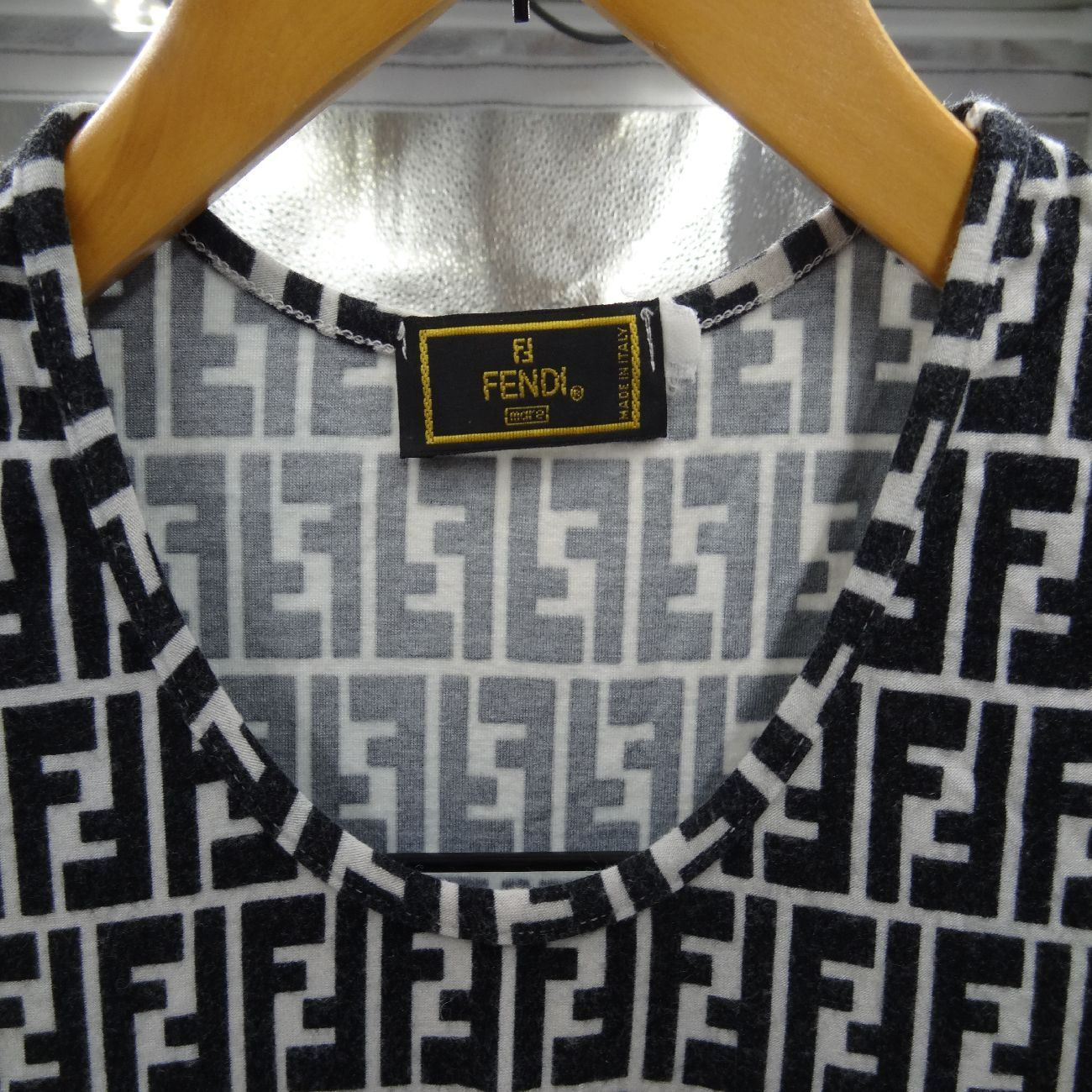FENDI ヴィンテージ ズッカ柄 半袖Tシャツ サイズ40 FENDI フェンディ 半袖Tシャツ チェック柄 ブラック ホワイト