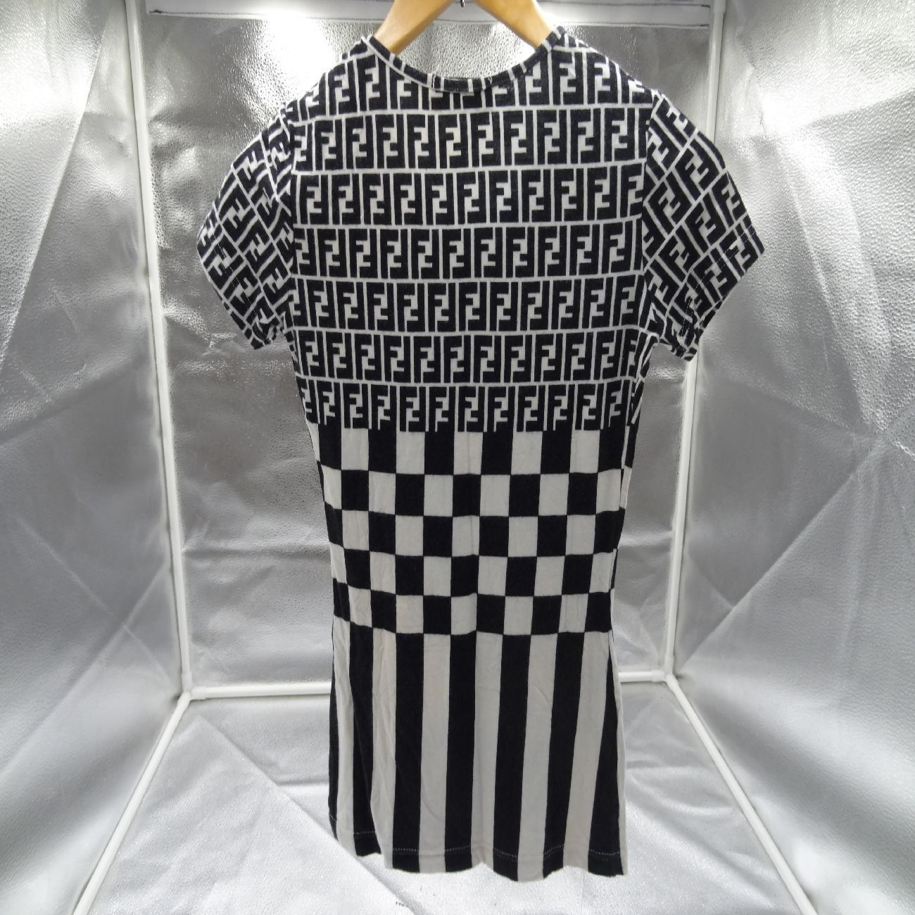 FENDI フェンディ 半袖Tシャツ チェック柄 ブラック ホワイト