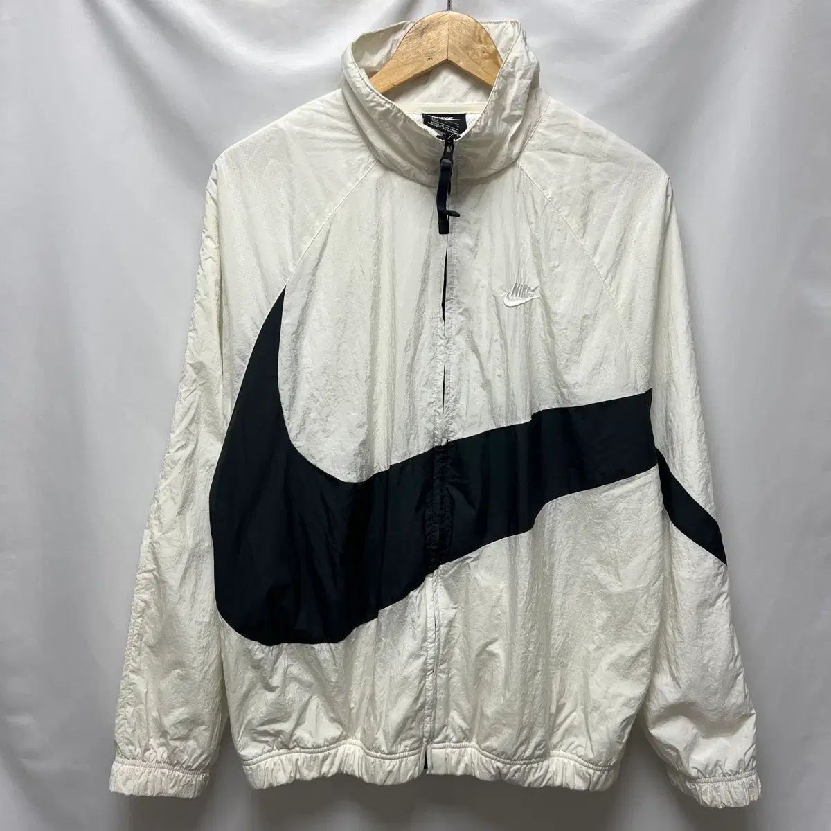 正規品/L NIKE ウィンドランナー ビックスウッシュ 白 ウーブン 