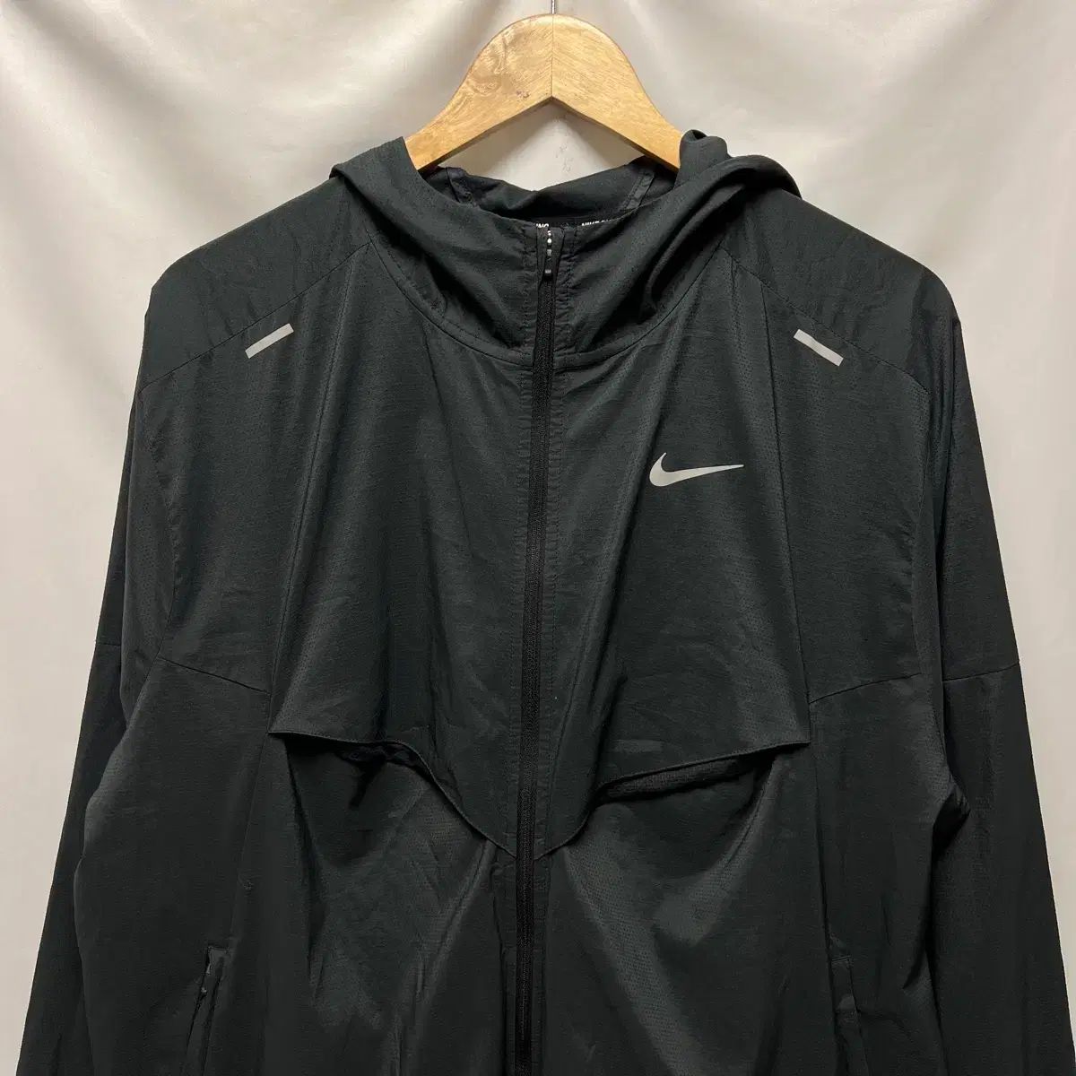 正規品/2XL NIKE(ナイキ) レペルUV ウィンドランナー ランニング