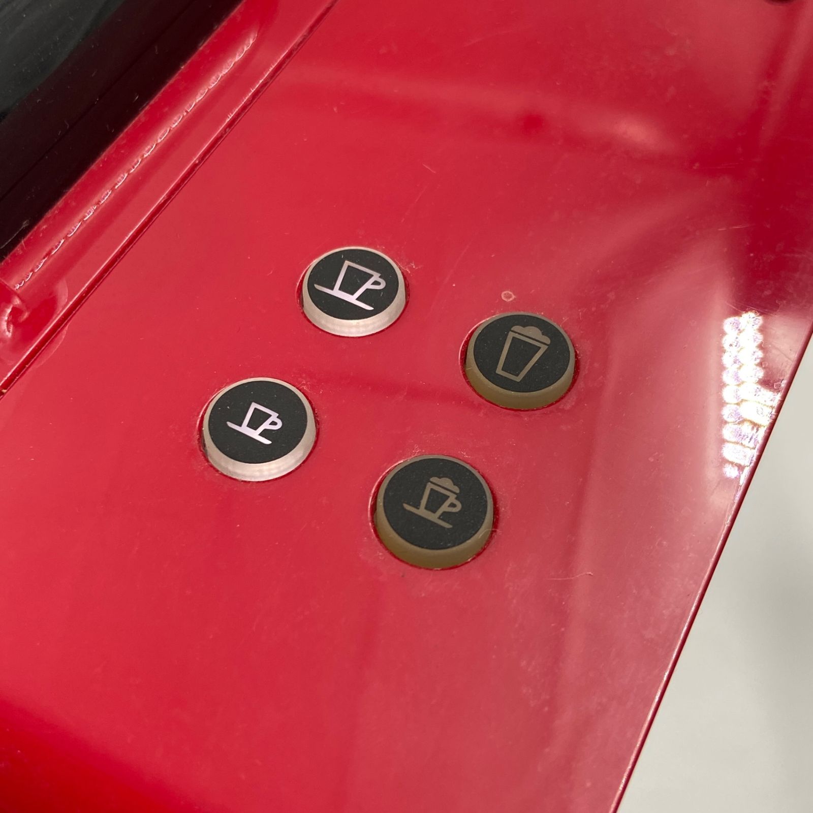 ネスプレッソ コーヒーメーカー F411 レッド ラティシマプラス 2013年